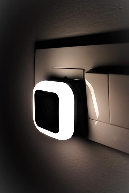 HOARD 0.5W Led Plug in Smart Night Lamp